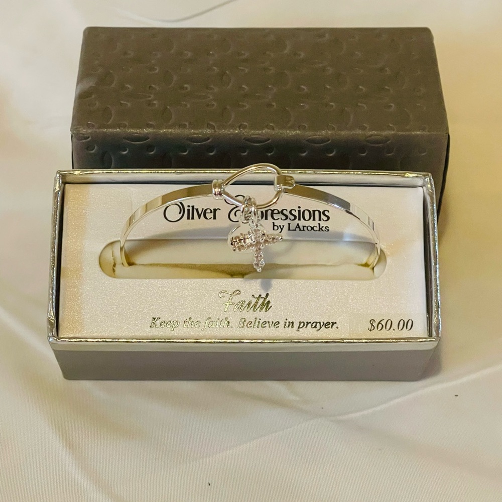 Silver Expressions Family Bracelet